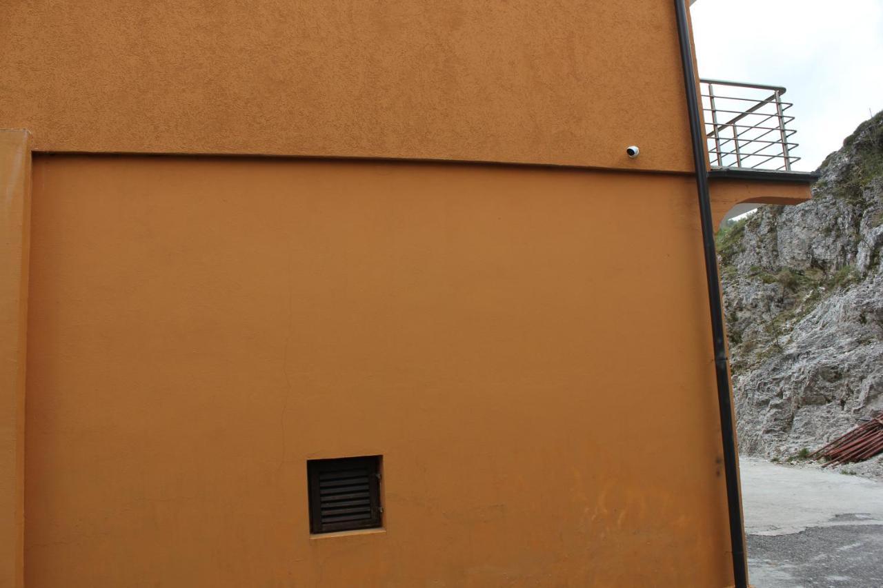 Apartments Kapisoda Cetinje Kültér fotó