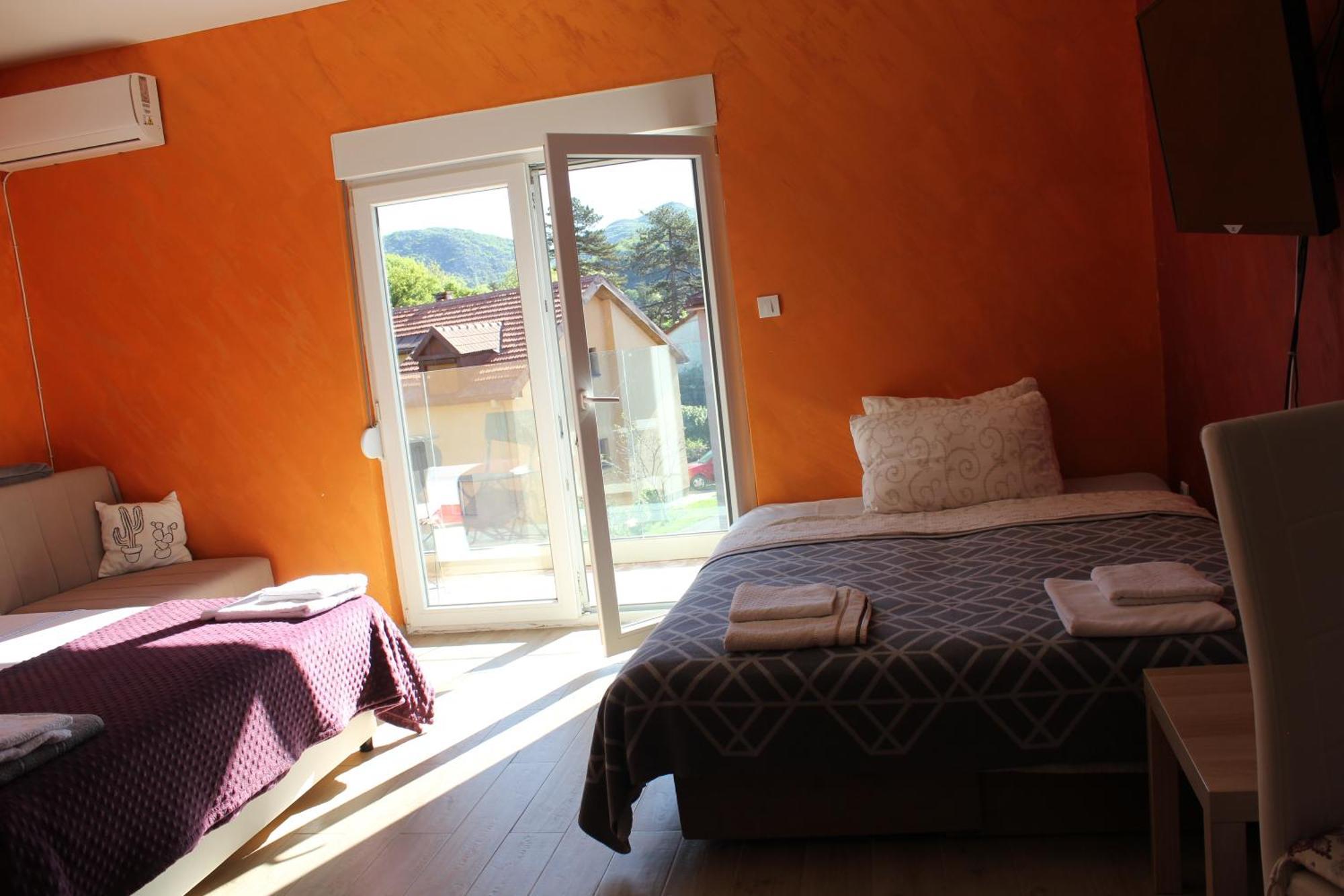 Apartments Kapisoda Cetinje Kültér fotó